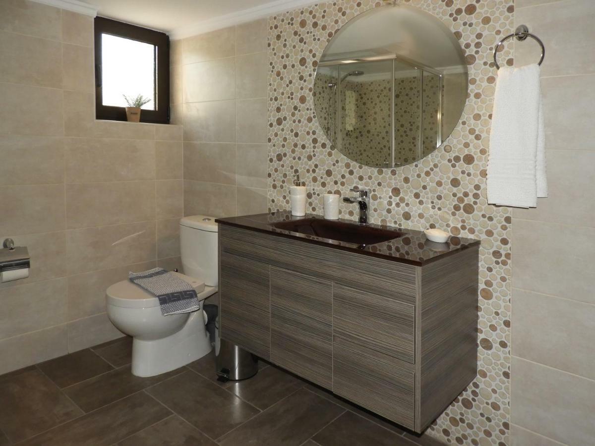 Chrissi'S House With Garden And Sea View Zerviana Villa Kissamos Exterior photo